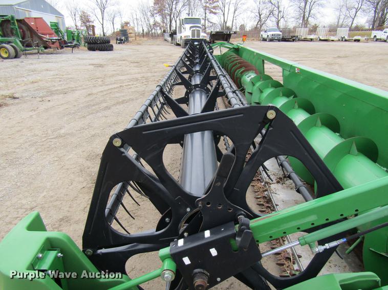 image for item DE5970 2012 John Deere 635F flex head