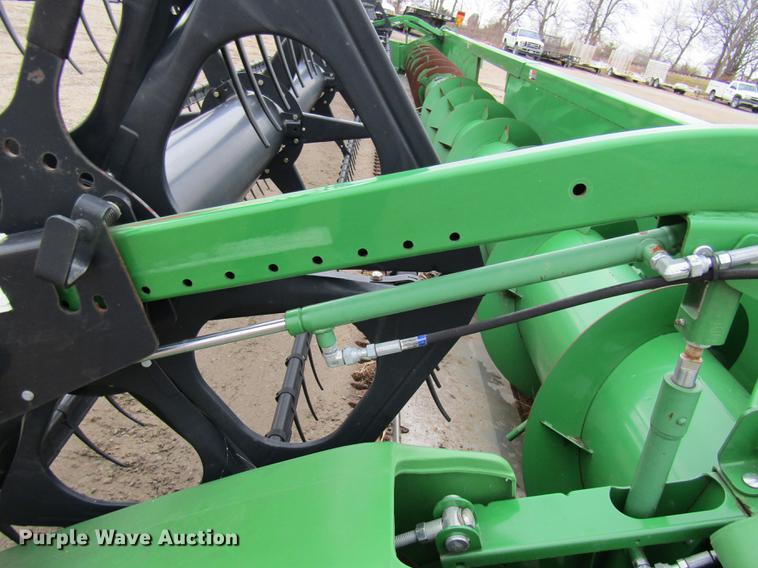image for item DE5970 2012 John Deere 635F flex head