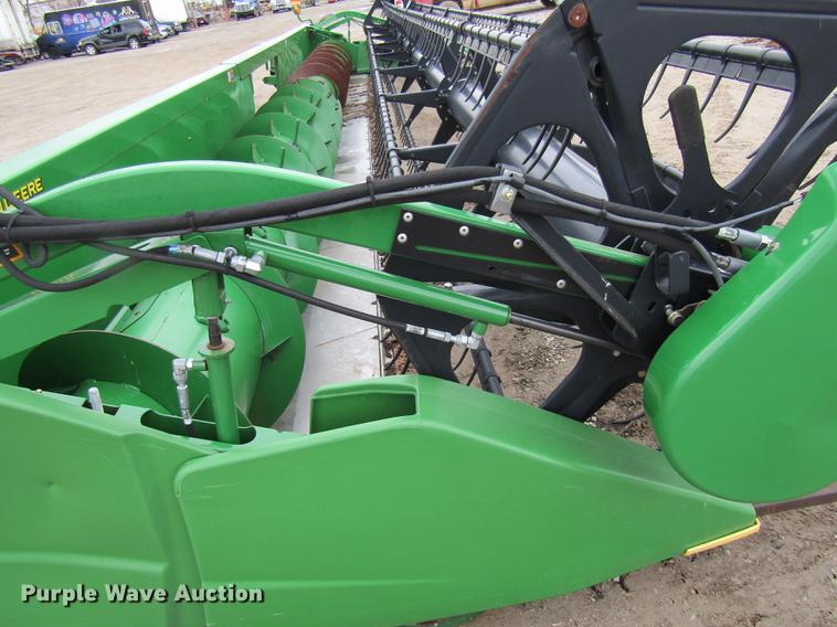 image for item DE5970 2012 John Deere 635F flex head