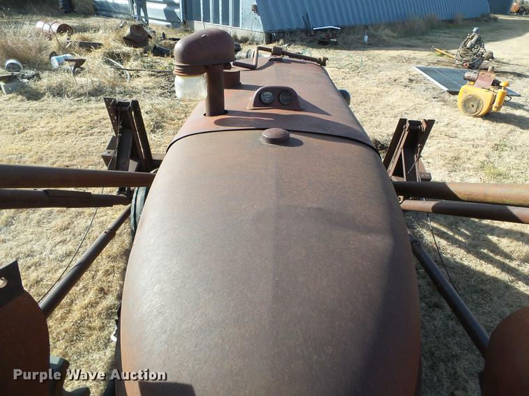 image for item DF2882 McCormick-Deering W9 tractor