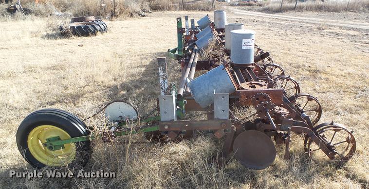 image for item DF2884 Dempster 50 planter
