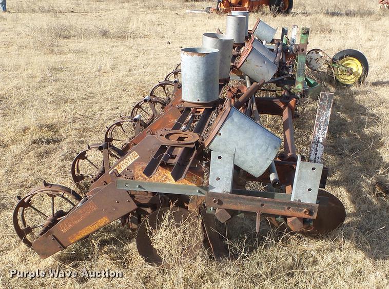 image for item DF2884 Dempster 50 planter