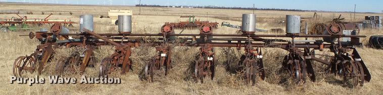 image for item DF2884 Dempster 50 planter