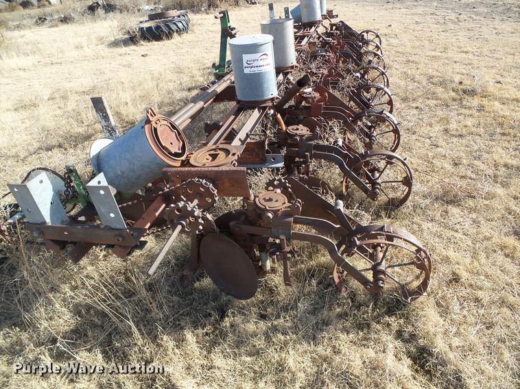 image for item DF2884 Dempster 50 planter