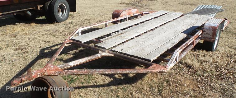 image for item DF2889 Utility trailer