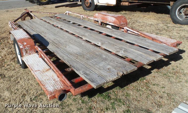 image for item DF2889 Utility trailer