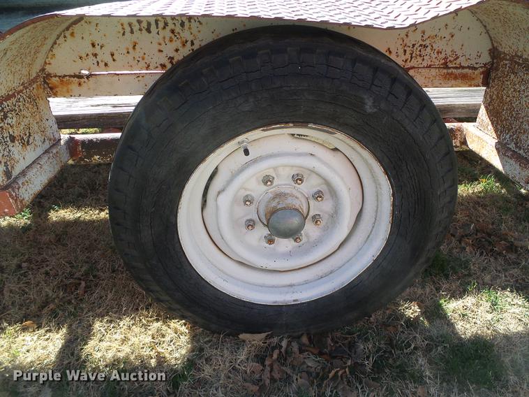 image for item DF2889 Utility trailer