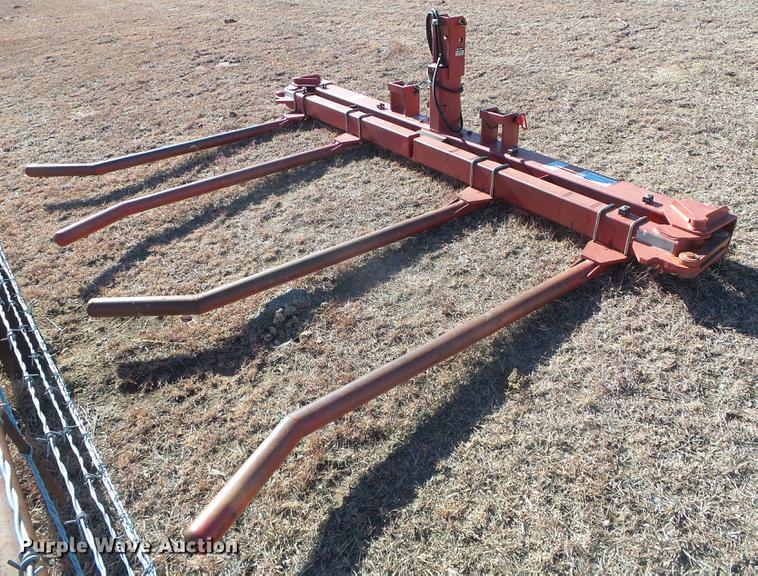 image for item DF2892 2012 Cobra IP bale mover