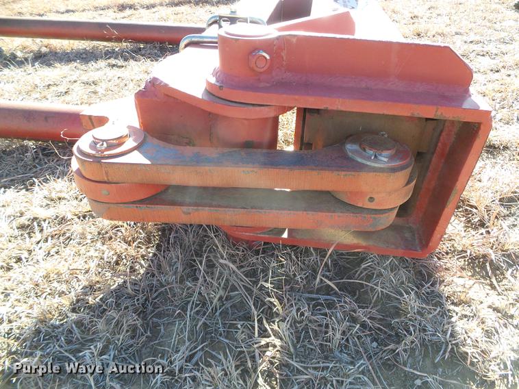 image for item DF2892 2012 Cobra IP bale mover