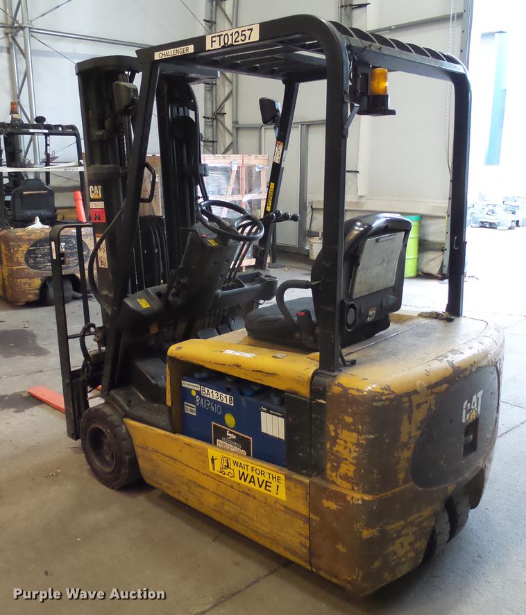 image for item DX9168 Caterpillar EP20KT forklift