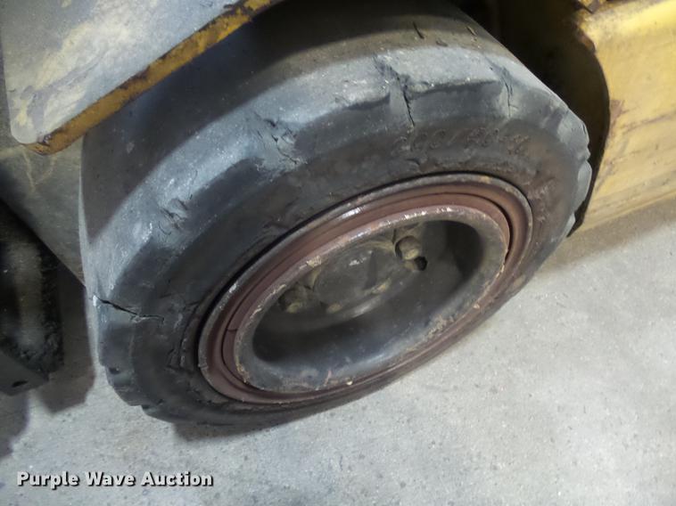 image for item DX9168 Caterpillar EP20KT forklift