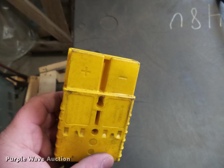 image for item DX9168 Caterpillar EP20KT forklift