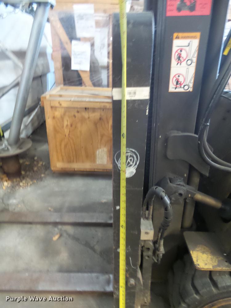 image for item DX9169 Caterpillar EP20KT forklift