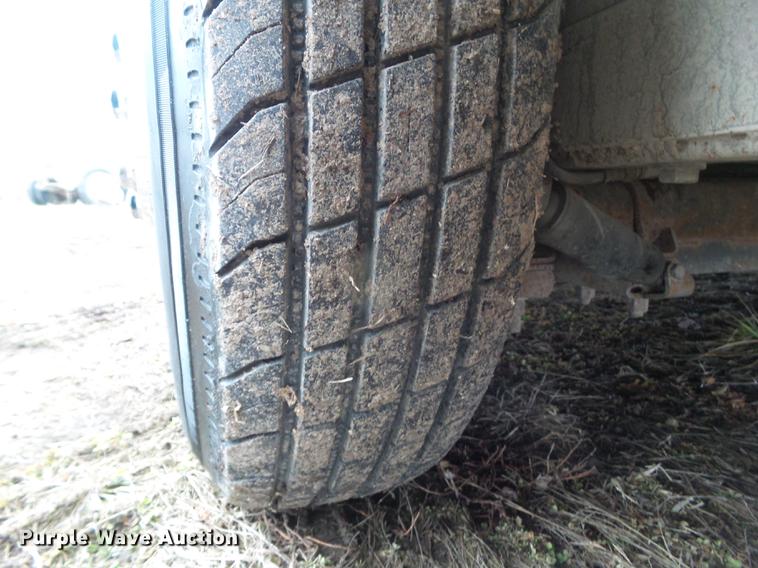 image for item EM9060 1995 Jamco livestock trailer