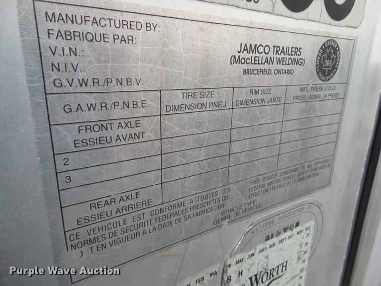 image for item EM9060 1995 Jamco livestock trailer