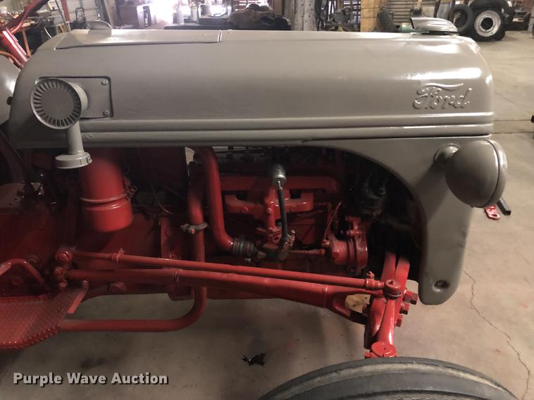 image for item EN9750 Ford tractor