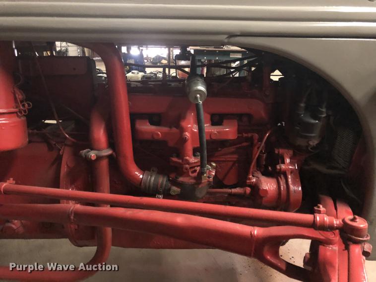 image for item EN9750 Ford tractor