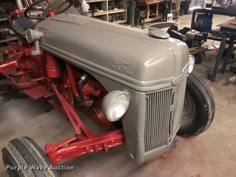 image for item EN9750 Ford tractor