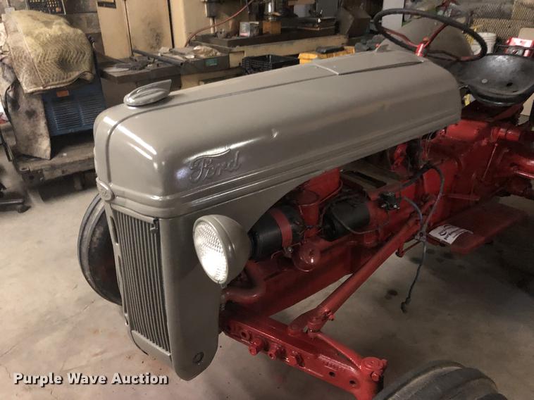 image for item EN9750 Ford tractor