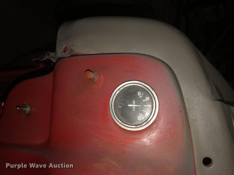 image for item EN9750 Ford tractor