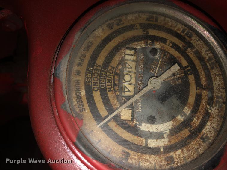 image for item EN9750 Ford tractor