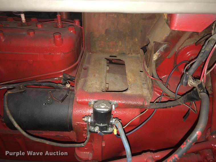 image for item EN9750 Ford tractor