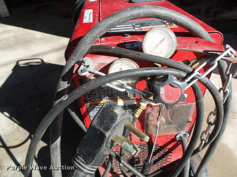 image for item EQ9030 Lincoln Electric MIG welder