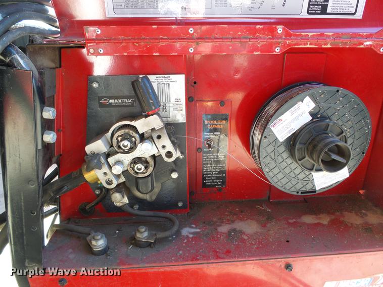 image for item EQ9030 Lincoln Electric MIG welder