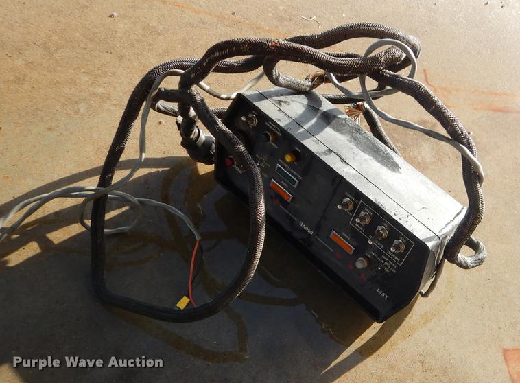 image for item ER9379 1992 Case IH 8465T round baler