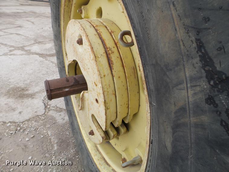 image for item EW9841 John Deere 4450 tractor