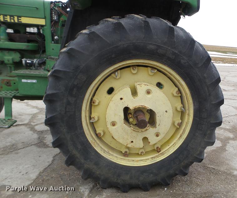 image for item EW9841 John Deere 4450 tractor