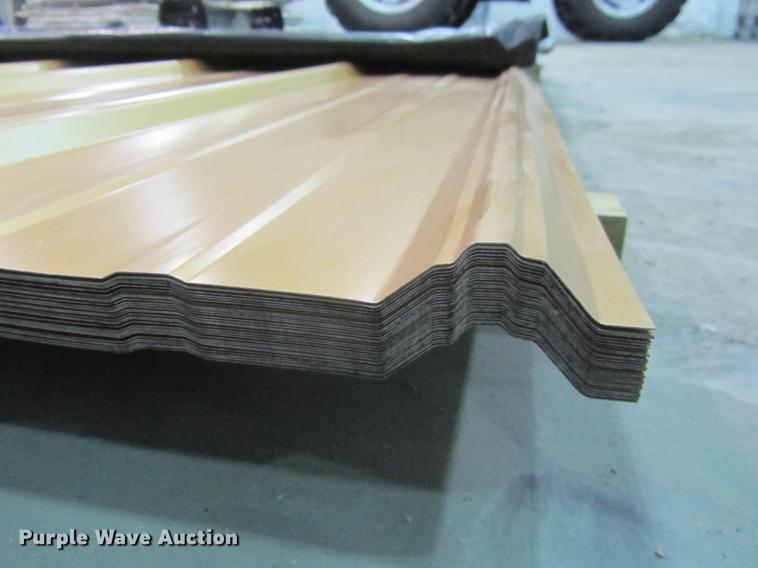 image for item G1433 (45) sheets of metal siding/roofing