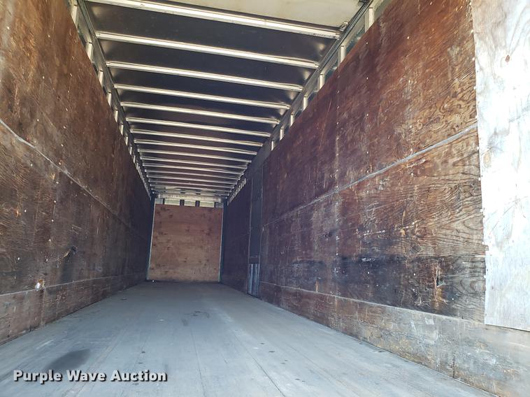 image for item AV9468 1981 Fruehauf dry van trailer