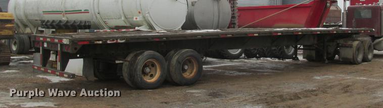image for item DA8313 1991 Stoughton flatbed trailer
