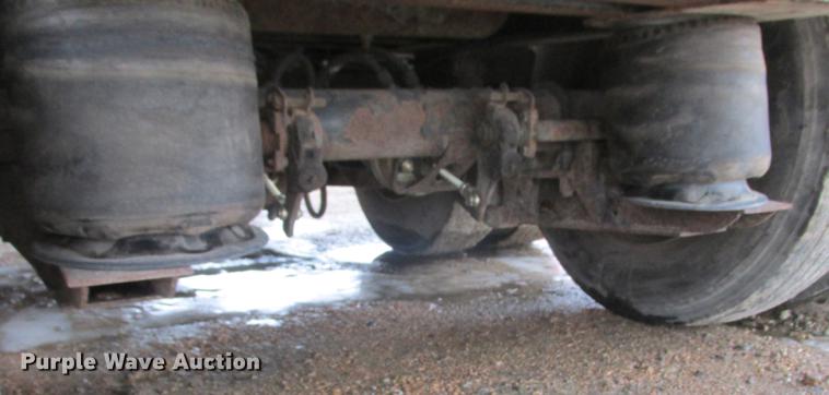 image for item DA8313 1991 Stoughton flatbed trailer