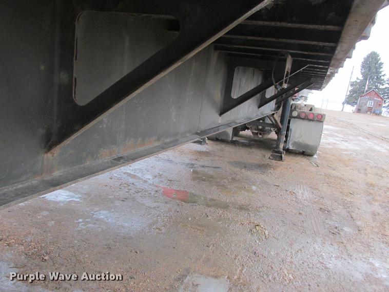 image for item DA8313 1991 Stoughton flatbed trailer