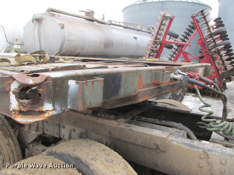 image for item DA8313 1991 Stoughton flatbed trailer