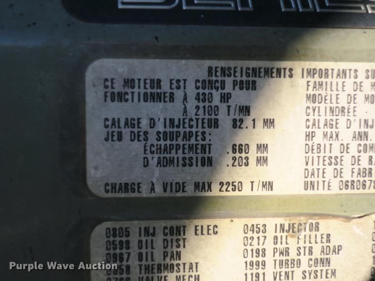 image for item DB8924 2003 Freightliner Columbia semi truck