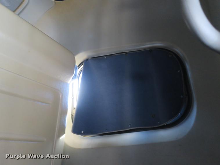 image for item DB8924 2003 Freightliner Columbia semi truck