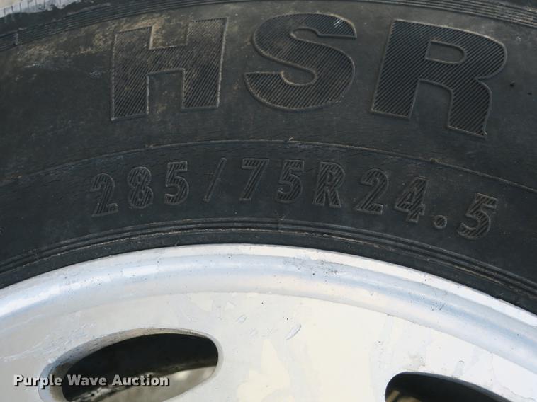 image for item DB8925 1992 Peterbilt 377 semi truck