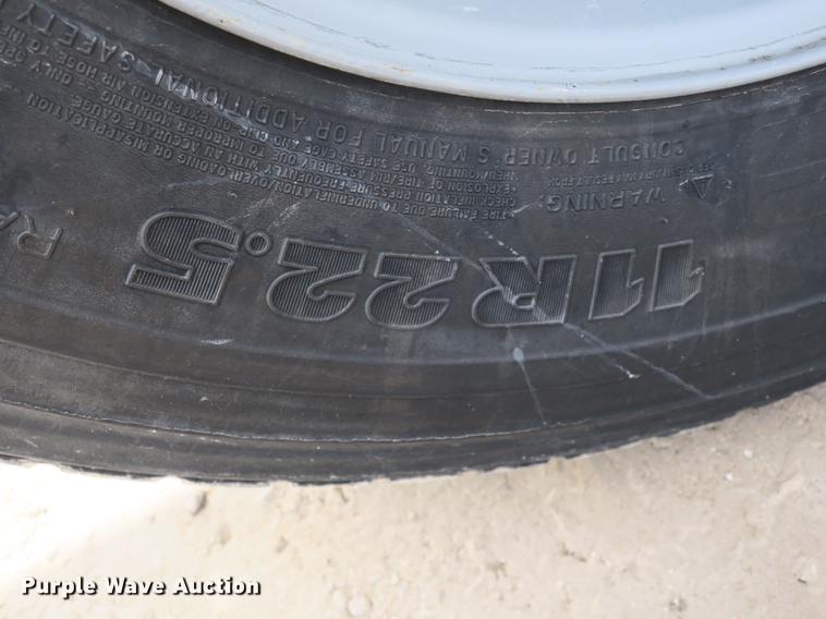 image for item DB8925 1992 Peterbilt 377 semi truck