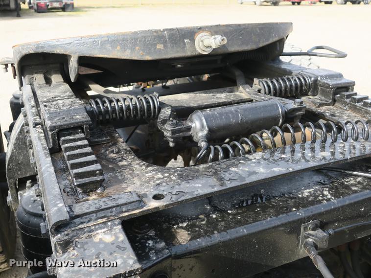 image for item DB8925 1992 Peterbilt 377 semi truck