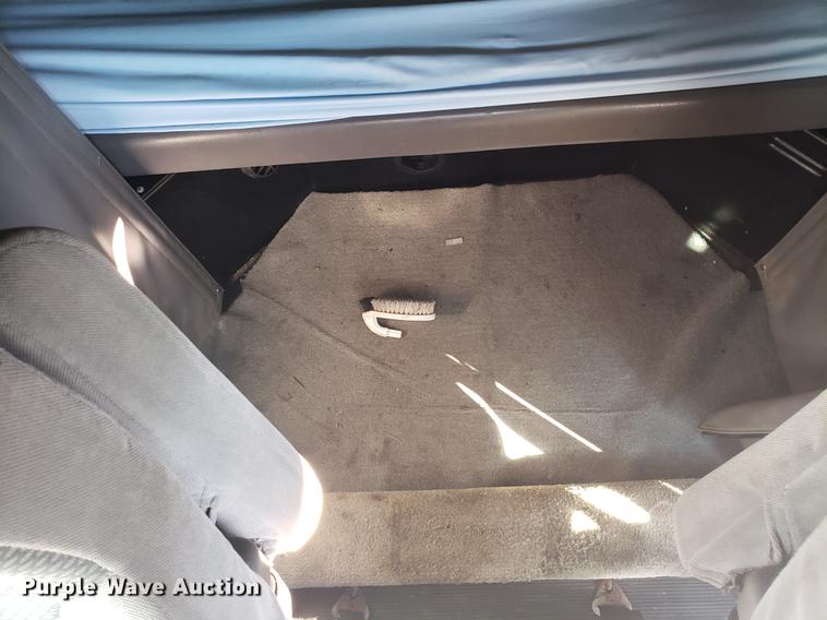 image for item DB9457 2010 Peterbilt 386 semi truck