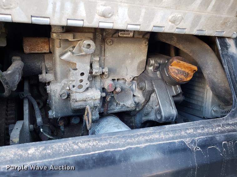 image for item DB9457 2010 Peterbilt 386 semi truck