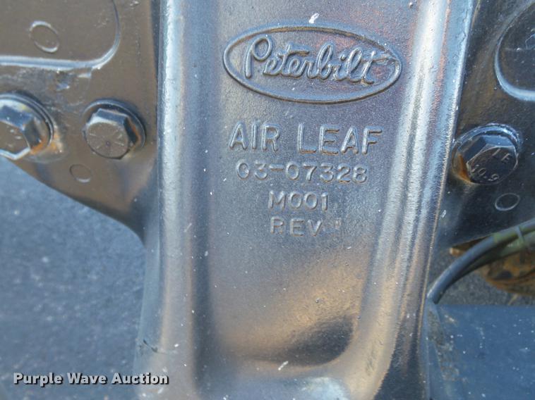 image for item DD2382 1995 Peterbilt 379 semi truck