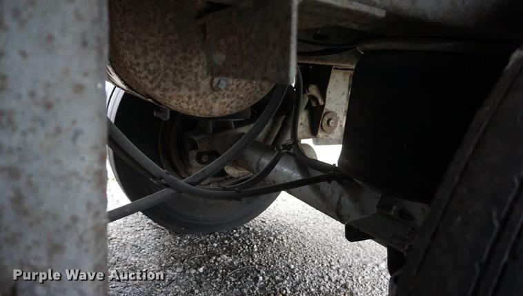 image for item DE3334 2004 Great Dane 7811TZ-1AW refrigerated van trailer