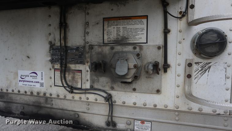 image for item DE3334 2004 Great Dane 7811TZ-1AW refrigerated van trailer