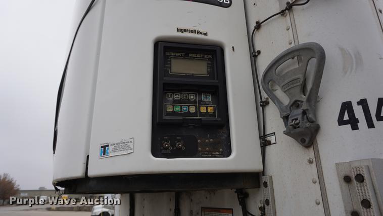 image for item DE3334 2004 Great Dane 7811TZ-1AW refrigerated van trailer