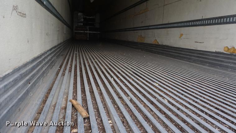 image for item DE3334 2004 Great Dane 7811TZ-1AW refrigerated van trailer