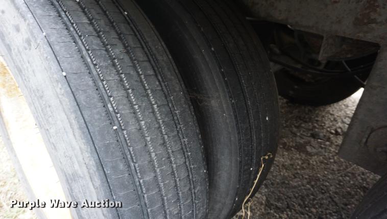 image for item DE3334 2004 Great Dane 7811TZ-1AW refrigerated van trailer